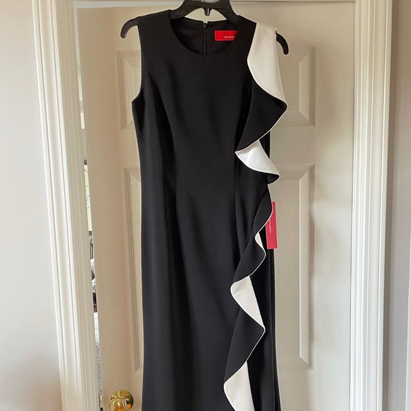 Carmen Marc Valvo Black and White Ruffle Gown - Picture 2 of 10